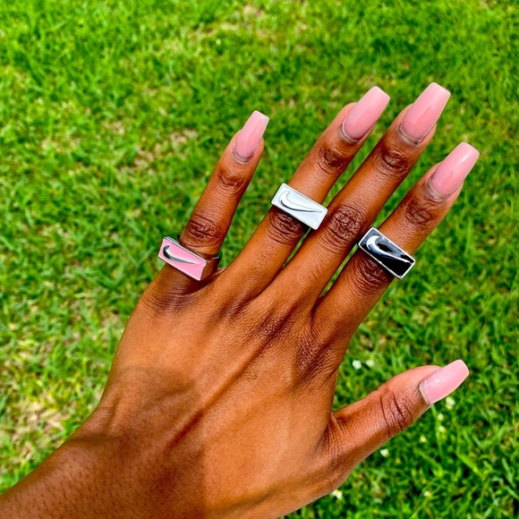 Nike Rings - Picture 4 of 9